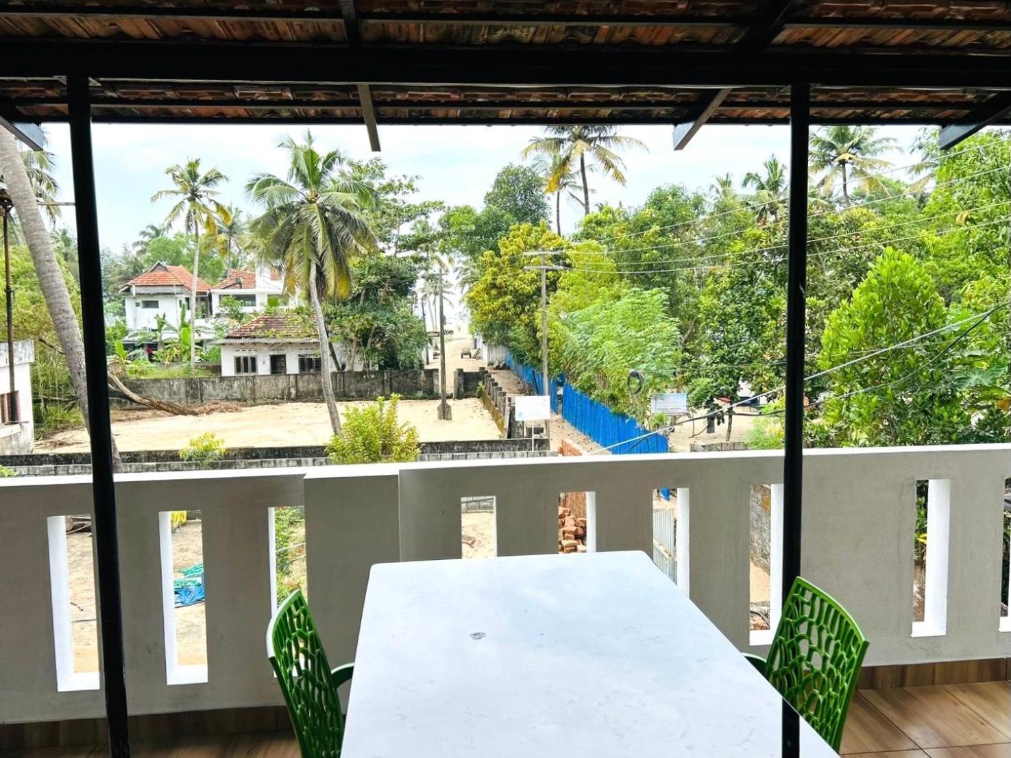 Marari Beach Cleetus Homestay Mararikulam Esterno foto
